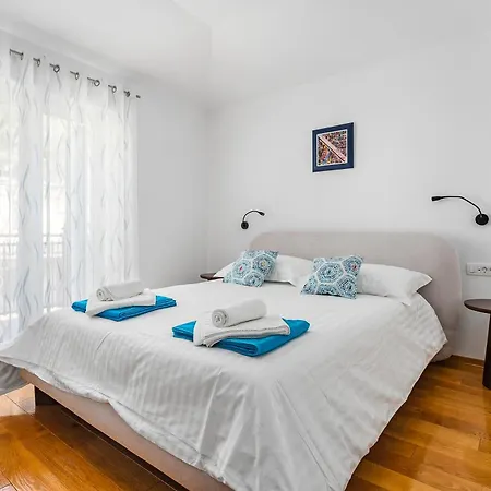 Riva Apartament *